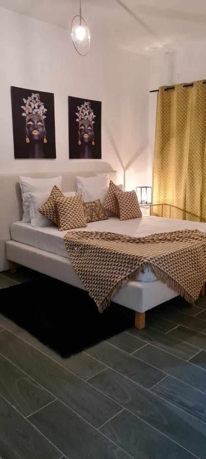 Cazino Apartamento III Apartment Praia Bagian luar foto